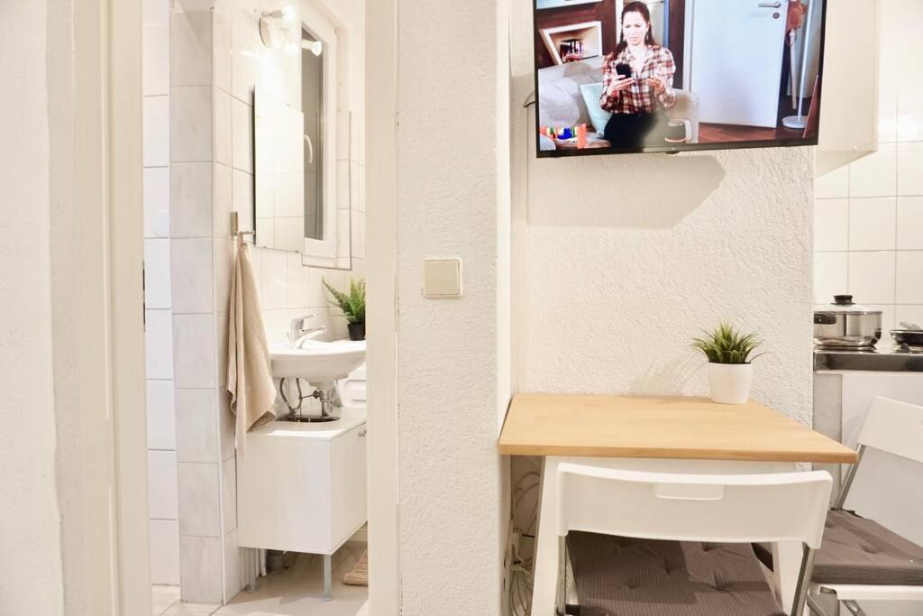Gemutliches Kleines Studio-Apartment In Top Lage Nahe Karlsruhe Innenstadt Mit Klimaanlage Kültér fotó