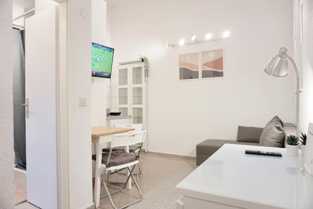 Gemutliches Kleines Studio-Apartment In Top Lage Nahe Karlsruhe Innenstadt Mit Klimaanlage Kültér fotó